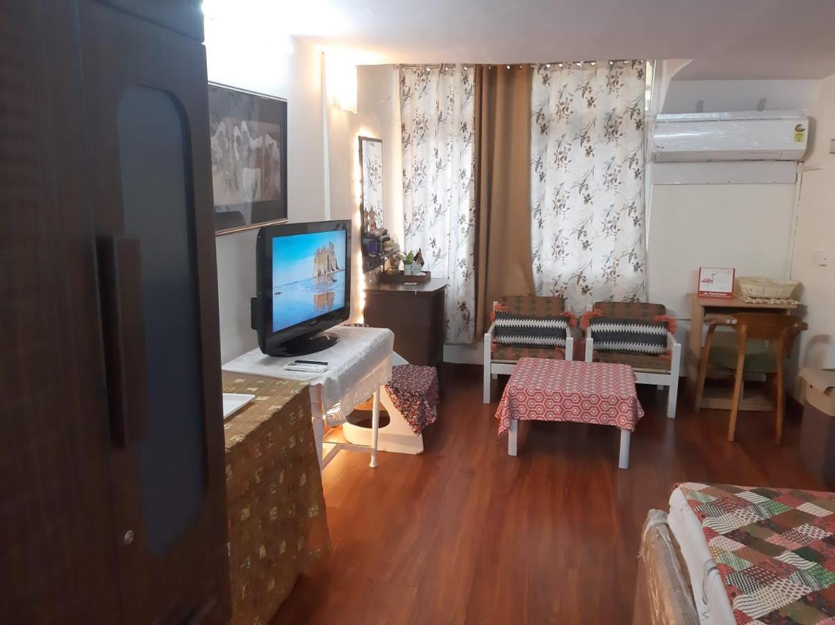 Awasthi Kozi Stays B&B - Closest To Vfs New Delhi Bagian luar foto