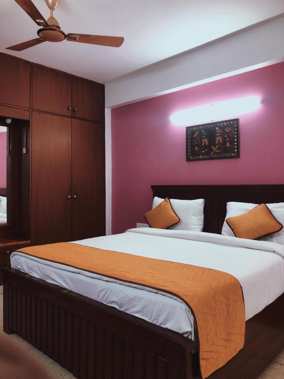 Awasthi Kozi Stays B&B - Closest To Vfs New Delhi Bagian luar foto